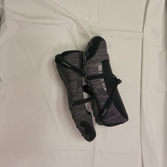 Black Mary Janes Skechers Memory Foam Womens Size 6 - Picture 4 of 15